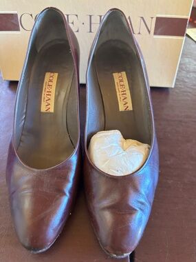 Vintage Cole Haan Italian Leather Pumps | Bordeaux | Size 8.5 preowned